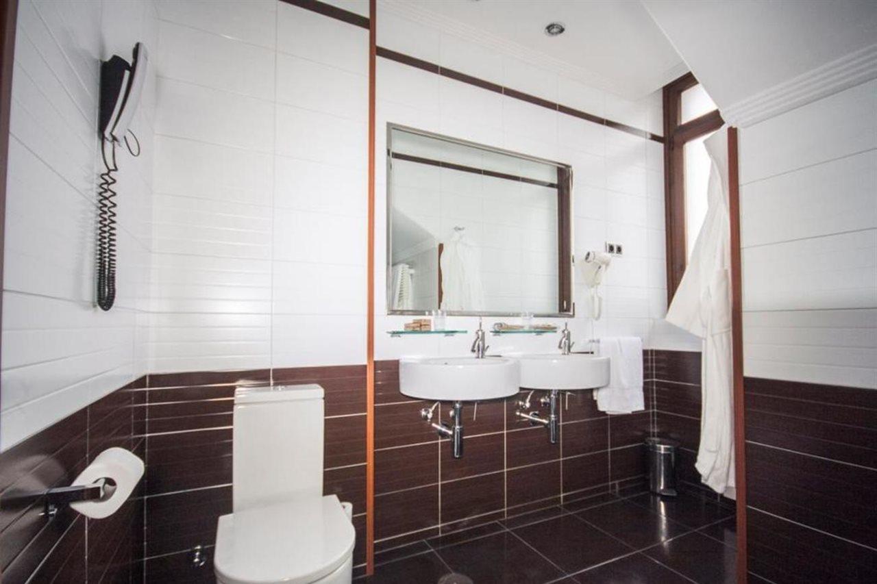 Hospedium Hotel La Casona Del Conde Noreña Dış mekan fotoğraf
